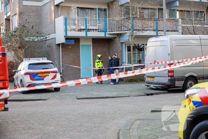 Meerdere brandweer eenheden ingezet bij woningbrand