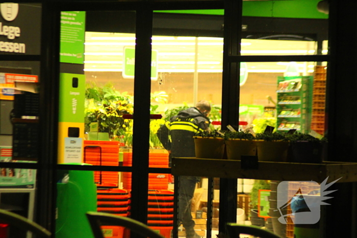 Politie onderzoekt overval op supermarkt