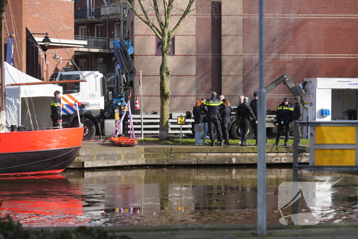 Levenloos lichaam aangetroffen in water