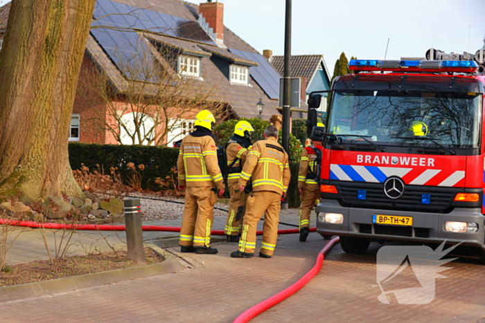 Schoorsteenbrand snel onder controle
