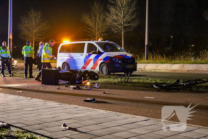 Meerdere gewonden bij aanrijding tussen fietser en scooterrijder
