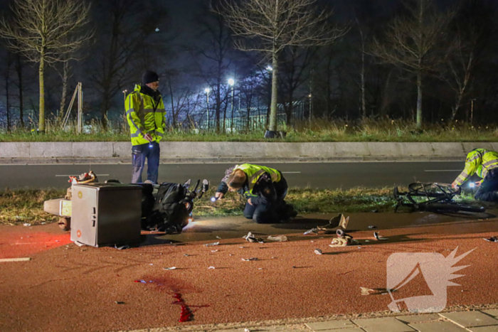 Meerdere gewonden bij aanrijding tussen fietser en scooterrijder