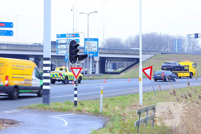 Veel schade bij kop-staartbotsing tussen twee voertuigen