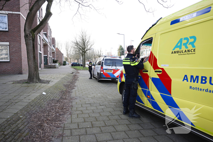 Dader gevlucht na steekincident