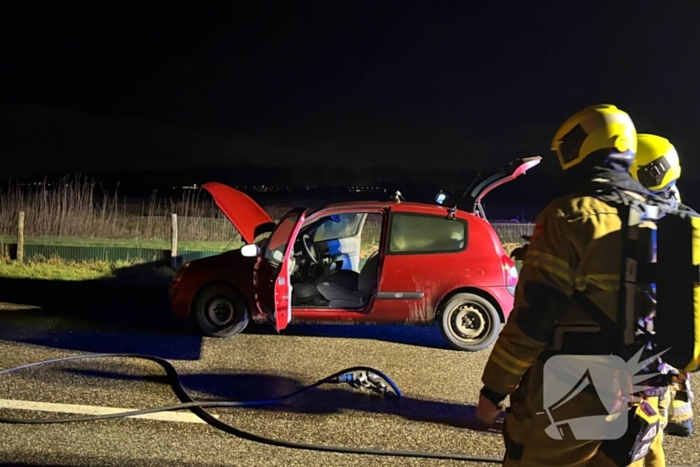 Brand in auto snel geblust