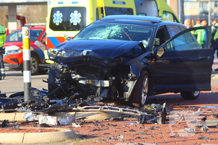 Gewonden en veel schade na ongeval