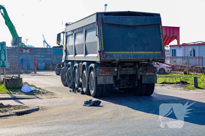 Fatbiker ernstig gewond bij aanrijding met vrachtwagen