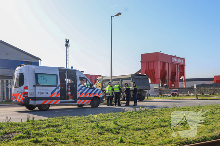Fatbiker ernstig gewond bij aanrijding met vrachtwagen