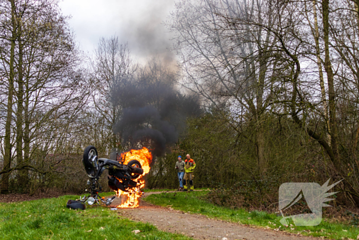 Scooter gaat in vlammen op