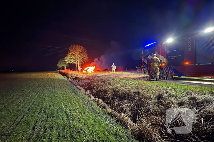 Voertuigbrand moeilijk te bestrijden