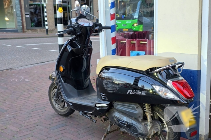 Scooterrijder gewond bij aanrijding met fietsbezorger
