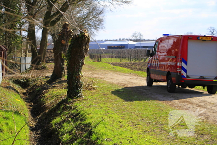 Gasleiding geraakt tijdens snoei werkzaamheden in sloot