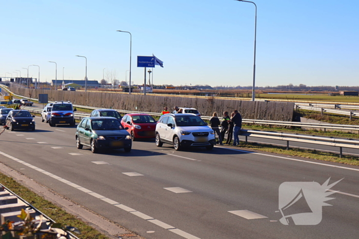 Ongeval tussen meerdere voertuigen zorgt voor vertraging