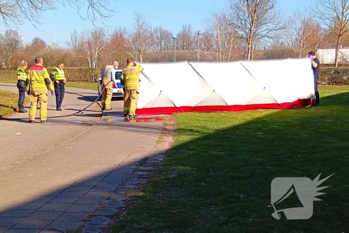 Fietser gaat onderuit op fietspad