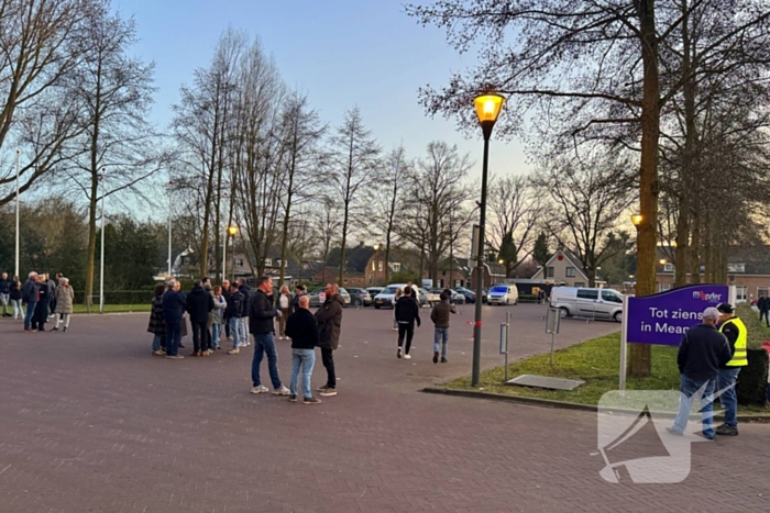 Bewoners demonstreren tegen AZC