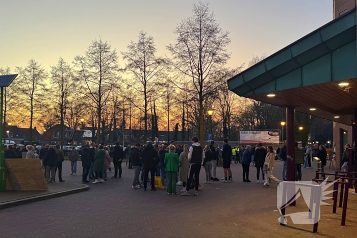 Bewoners demonstreren tegen AZC