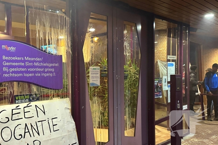 Bewoners demonstreren tegen AZC