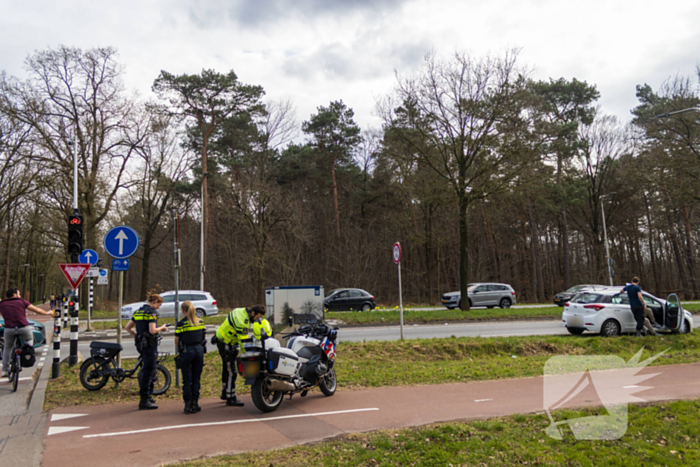 Fatbiker ongedeerd na botsing met auto