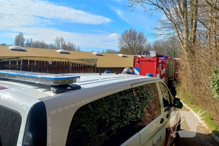Brandweer ingezet voor brandlucht