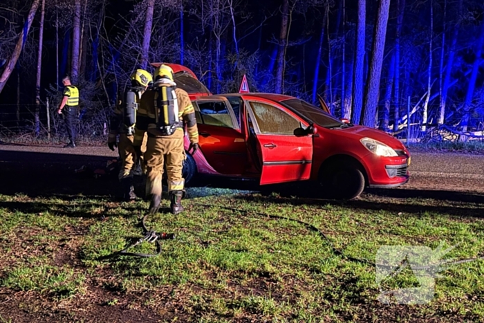 Autobrand snel onder controle
