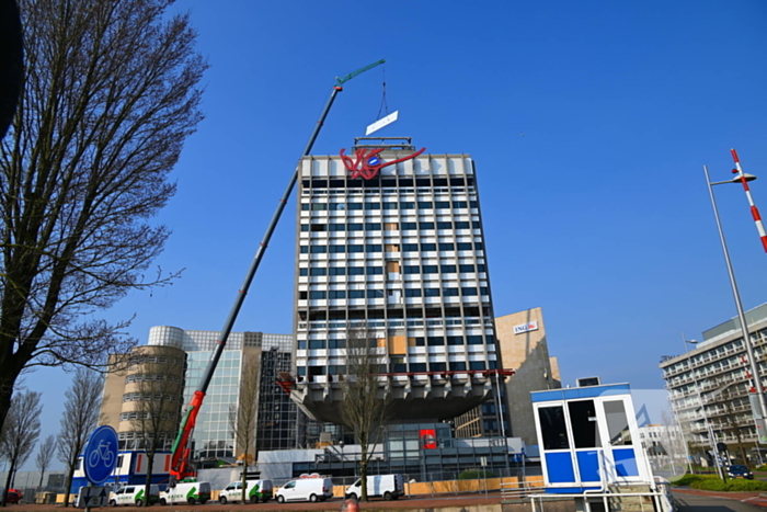 Ontmanteling oud ING kantoor de Paddenstoel in volle gang