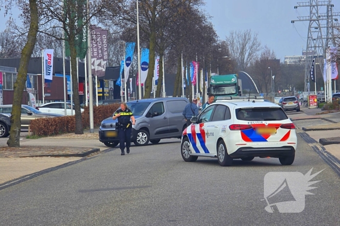 Voetganger aangereden door bestuurder van bestelbus
