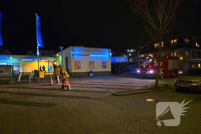 Brandweer onderzoekt gaslucht in supermarkt