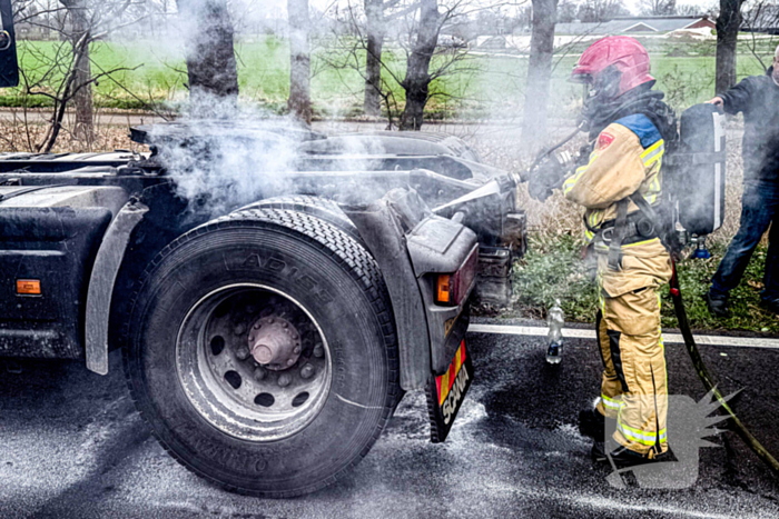 Oververhitte remmen veroorzaken brand in vrachtwagen