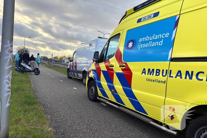 Ongeval tussen scooter en fietser