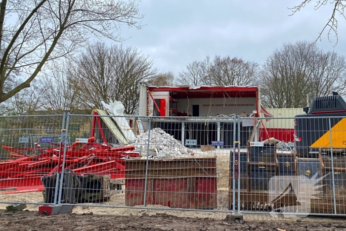 Sloop oude brandweer kazerne begonnen