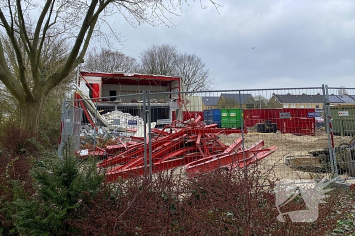 Sloop oude brandweer kazerne begonnen