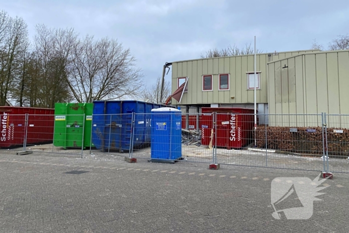 Sloop oude brandweer kazerne begonnen