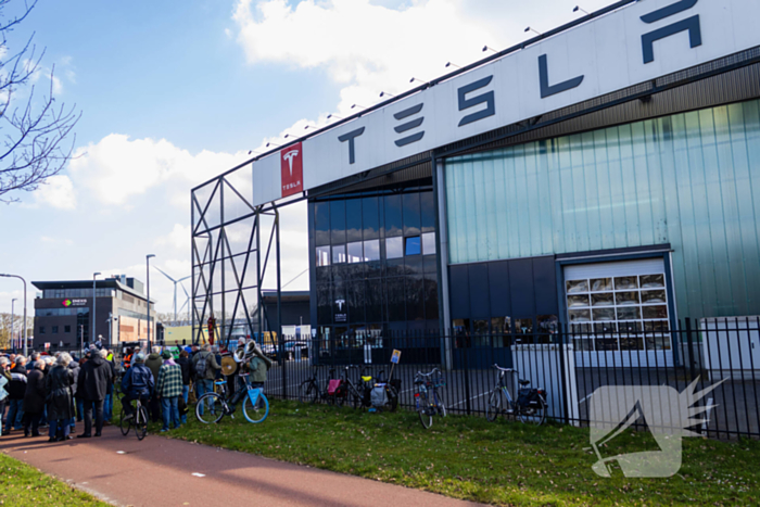 Grote opkomst bij demonstratie tegen Elon Musk en Tesla