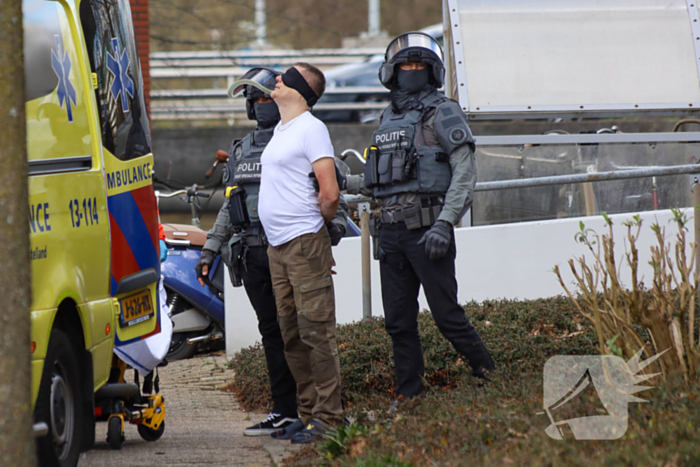 Waarschuwingsschoten gelost bij arrestatie