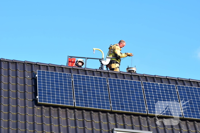 Schoorsteenbrand snel onder controle