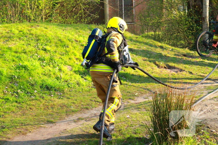 Picknicktafel in brand