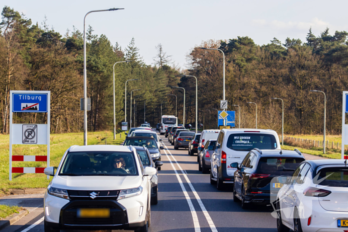 Verkeerschaos na kop-staartaanrijding