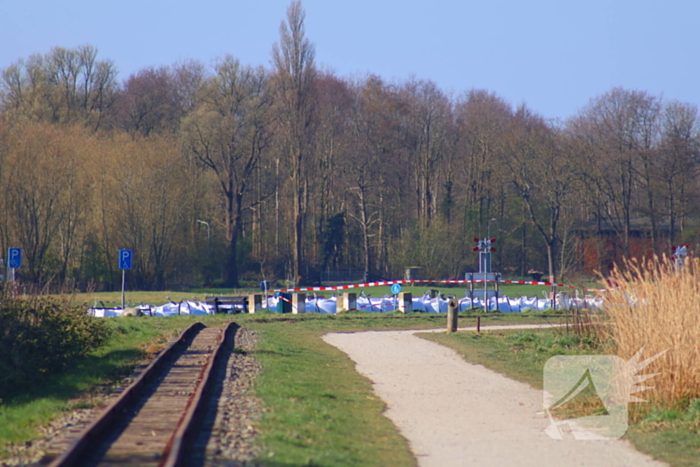 Zandzakken geplaatst ter voorkoming van overstroming