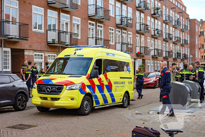 Politie haalt persoon met verward gedrag uit woning
