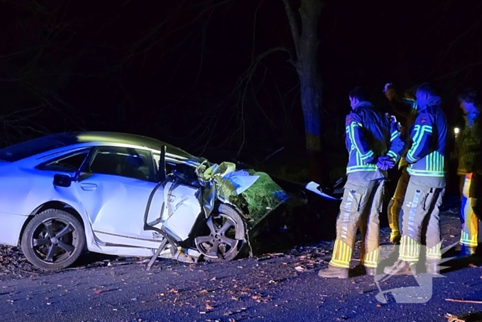 Ravage en gewonden na crash