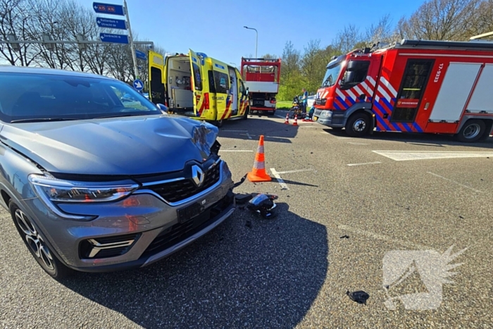 Ongeval tussen auto en motor