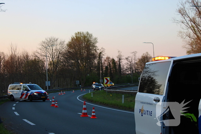 Motorrijder vliegt uit de bocht