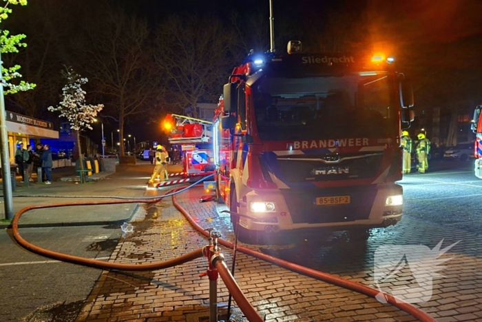 Appartement zwaar beschadigd na uitslaande brand