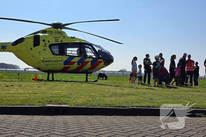 Traumahelikopter trekt bekijks bij medisch incident