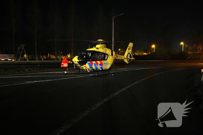 Auto belandt op de kop; bestuurder zwaargewond