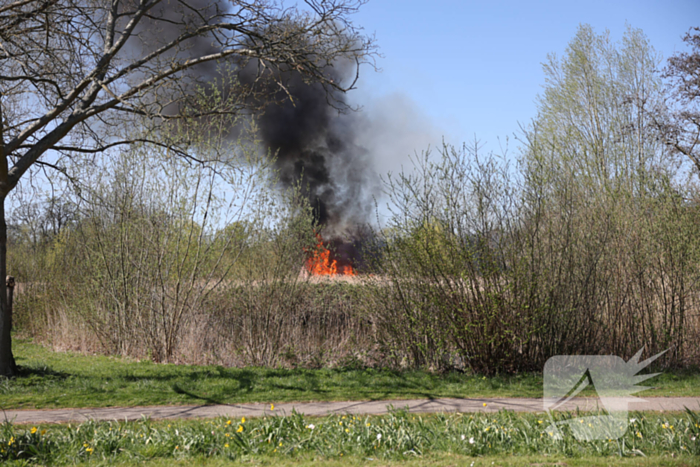 Grote natuurbrand uitgebroken in Doncksebos