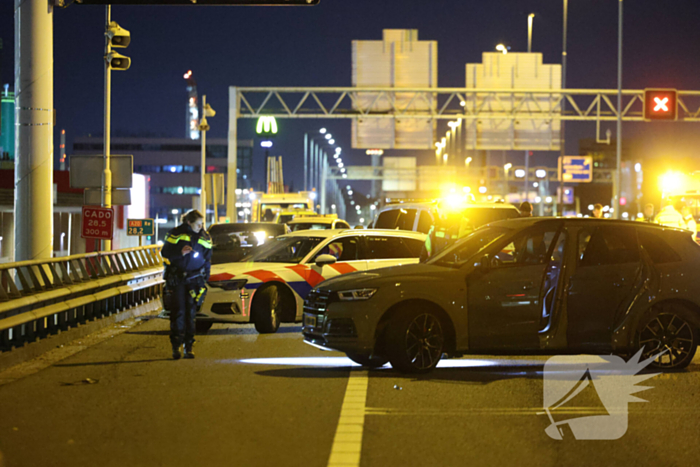 Persoon springt van viaduct bij ruzie na botsing