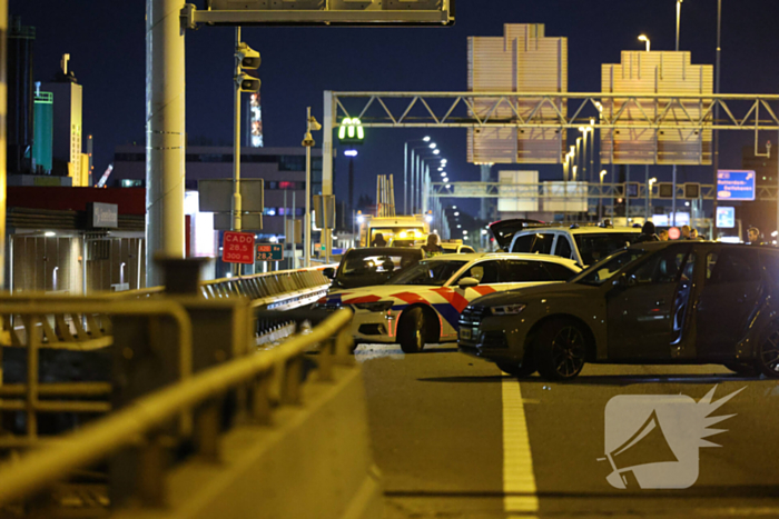 Persoon springt van viaduct bij ruzie na botsing
