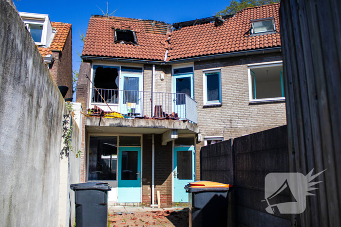 Dode aangetroffen bij woningbrand