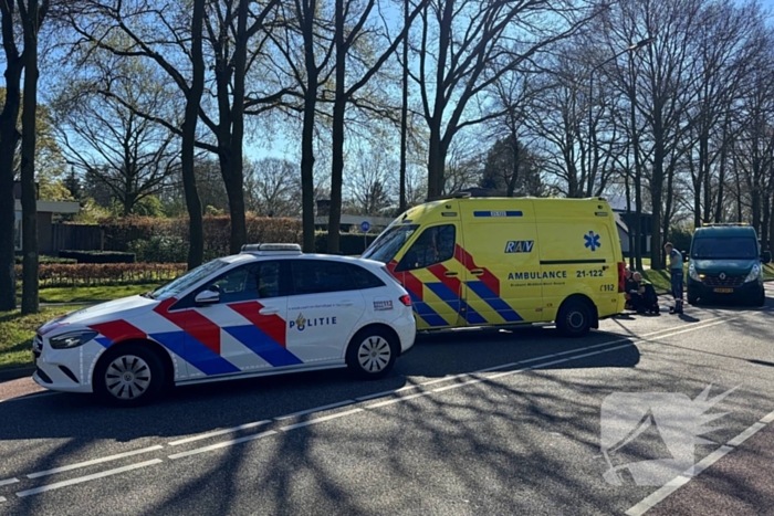 Fietser aangereden door pakketbezorger